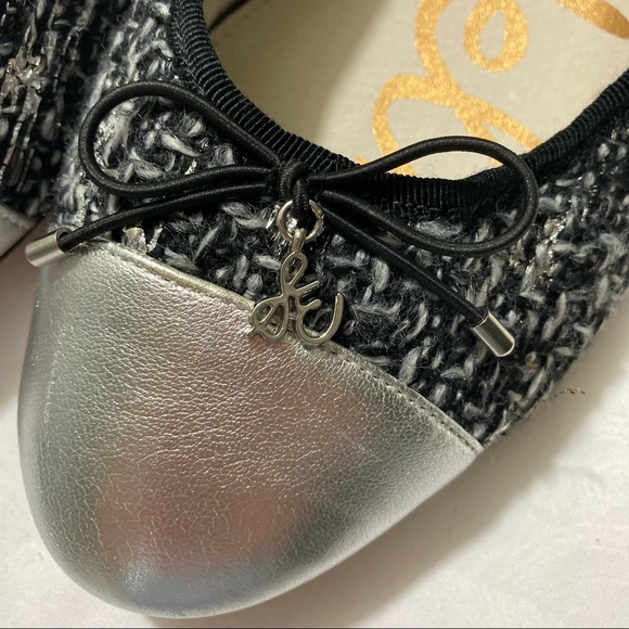 Sam Edelman Cap Toe Silver “Sara” Flats, Size 10 - Picture 2 of 10